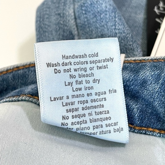 NWT Judy Blue High Waist Control Top Skinny Distressed Stretch Denim Jeans 3/26 - Picture 16 of 16